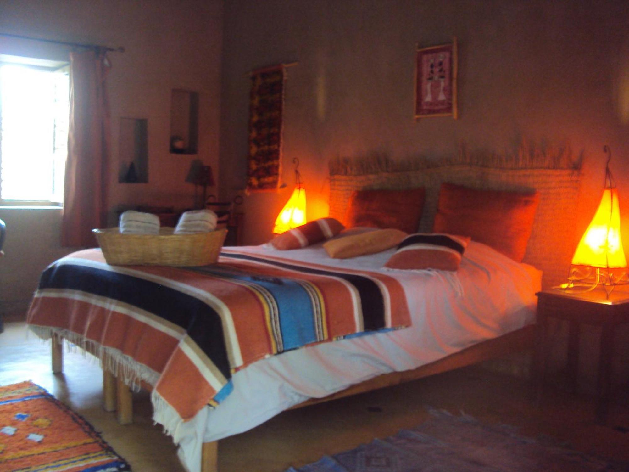 Dar Lorkam Bed & Breakfast Skoura Bilik gambar